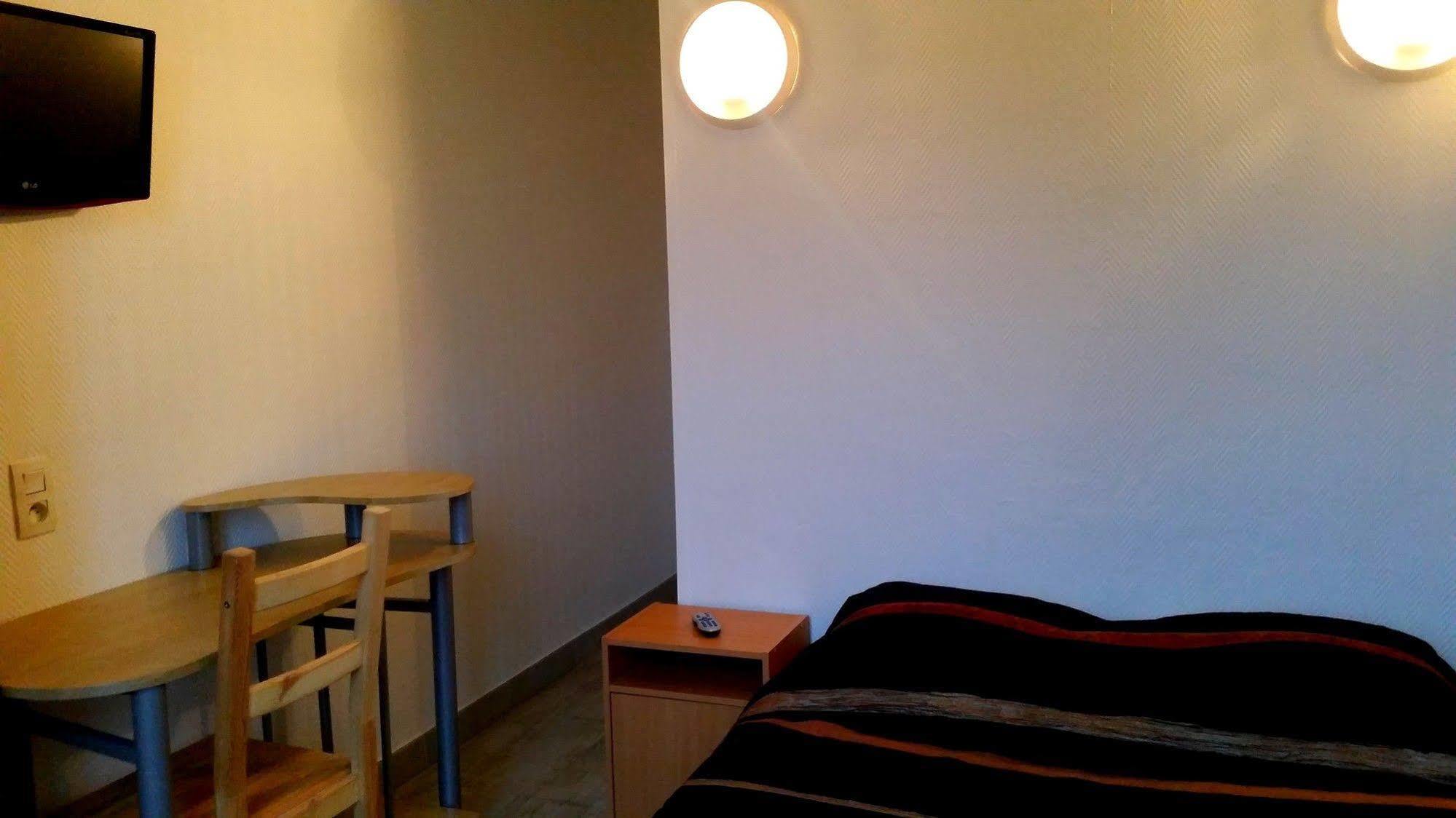 阿尔萨斯酒店 维勒班 外观 照片